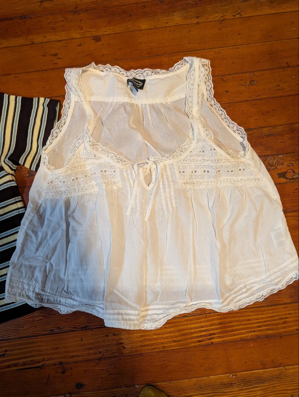 Top Bundle - Picture 4 of 5